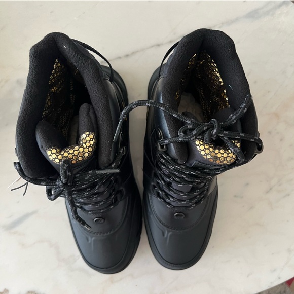 Columbia Men's Bugaboot Celsius Plus boots Size 11 New without Box - Picture 10 of 12